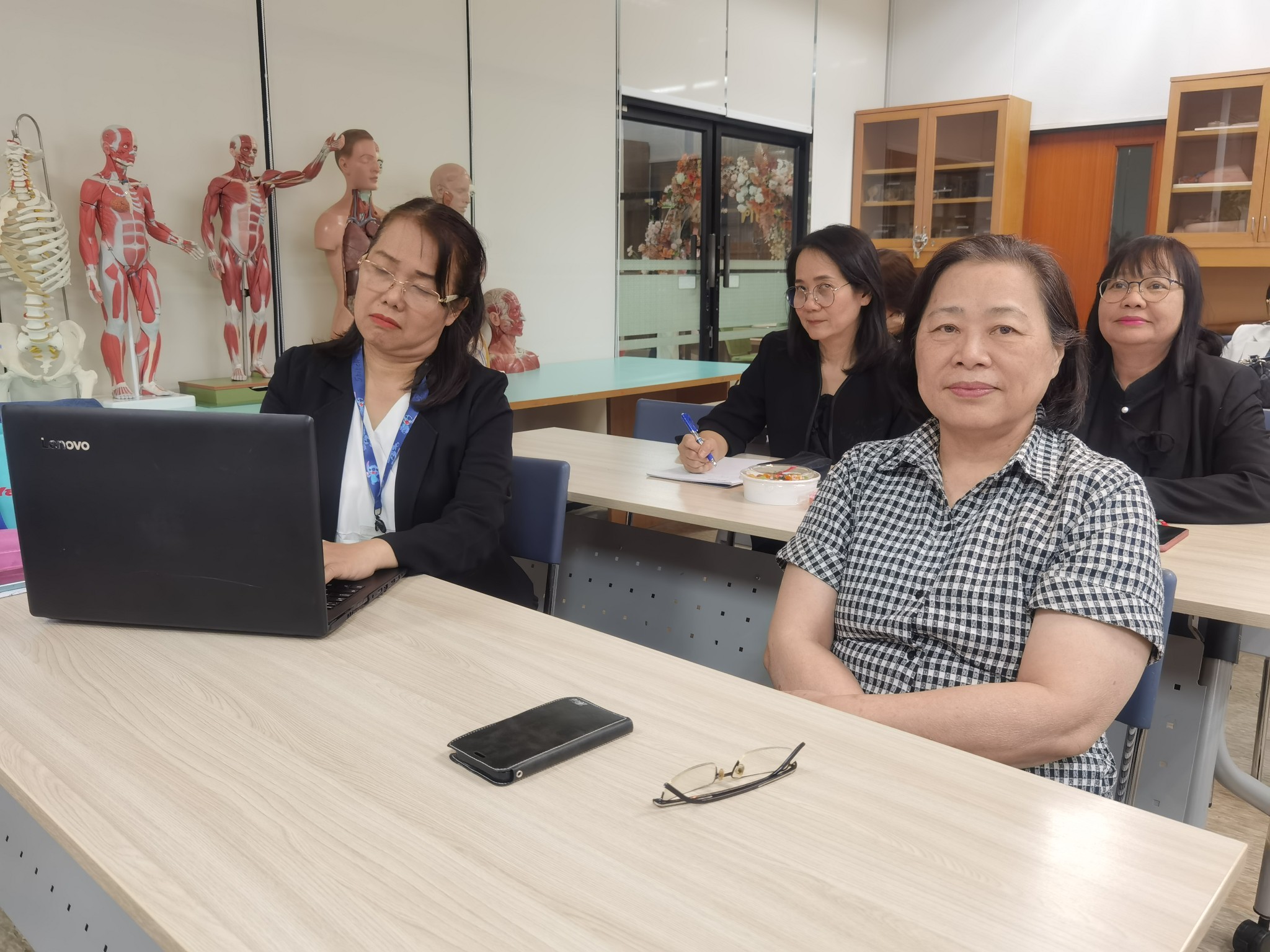 รูปประกอบ