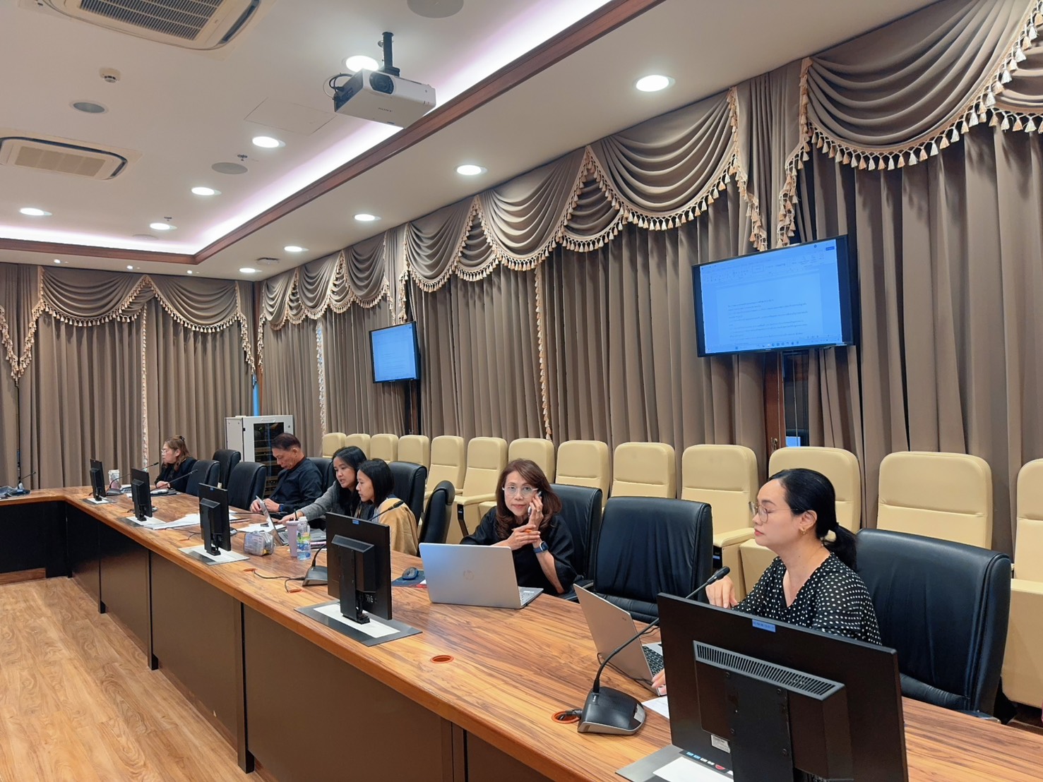 รูปประกอบ