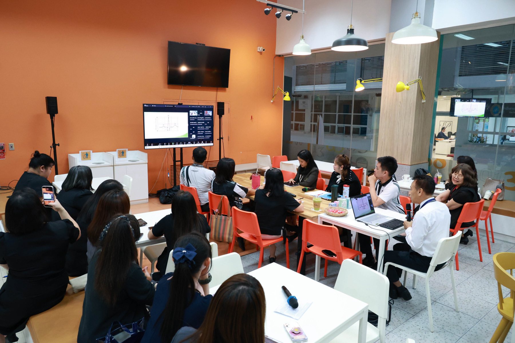 รูปประกอบ