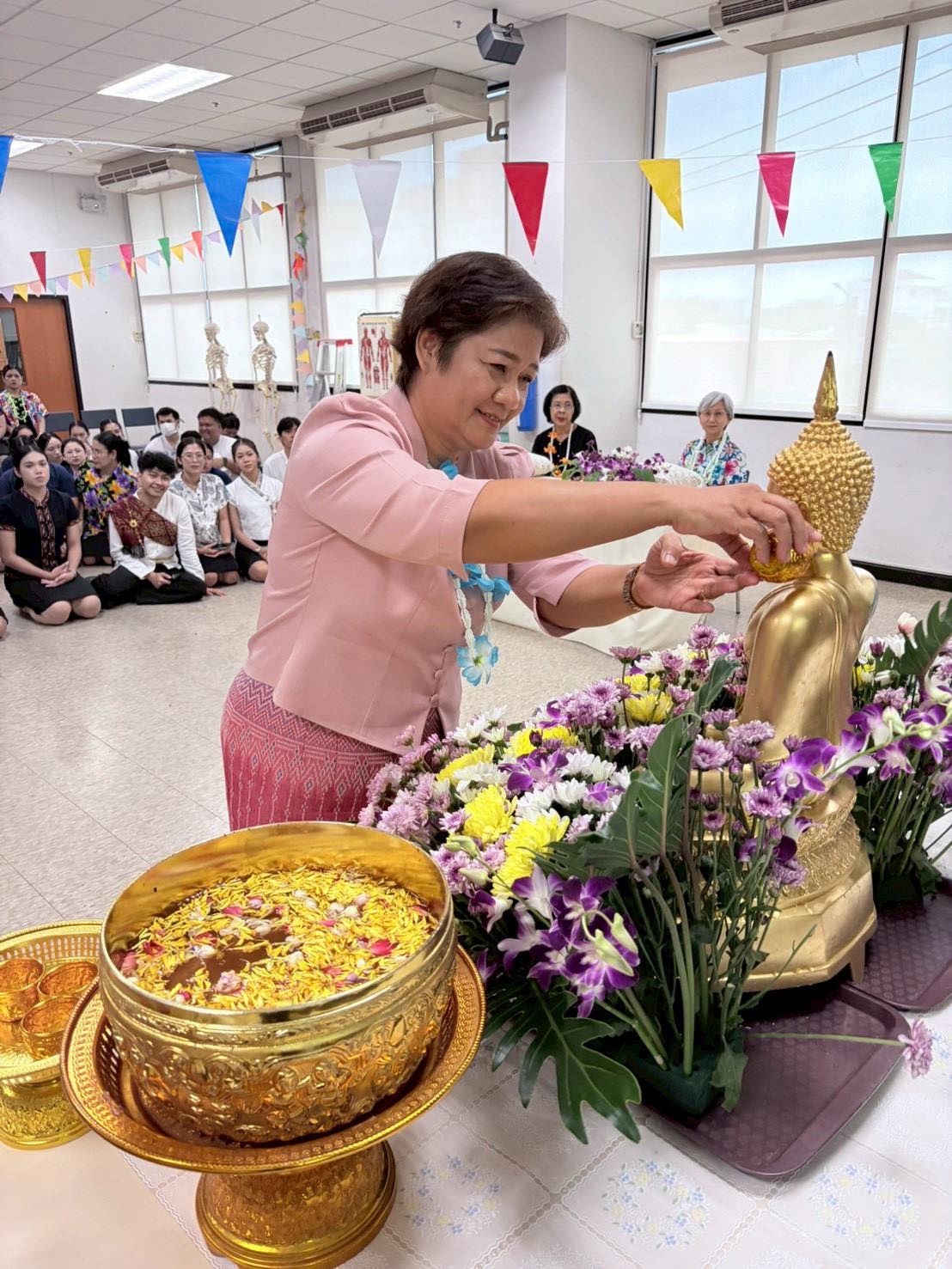 รูปประกอบ