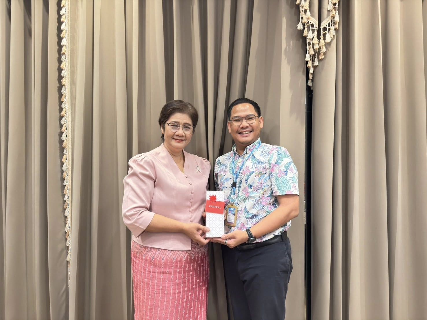 รูปประกอบ