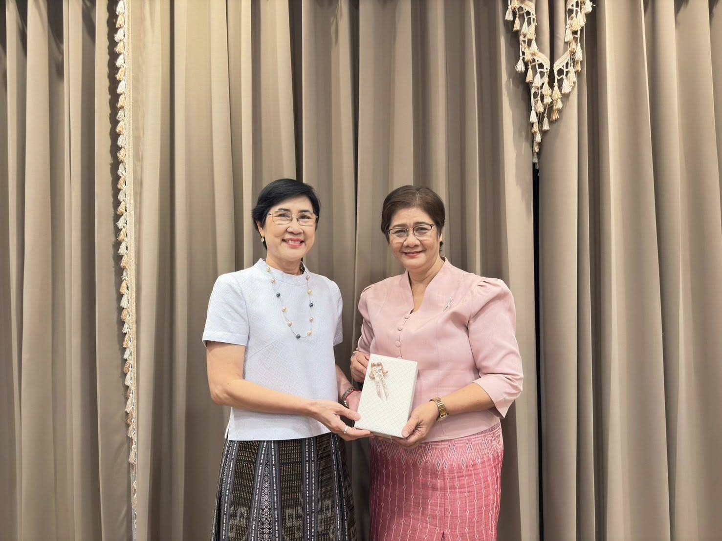 รูปประกอบ