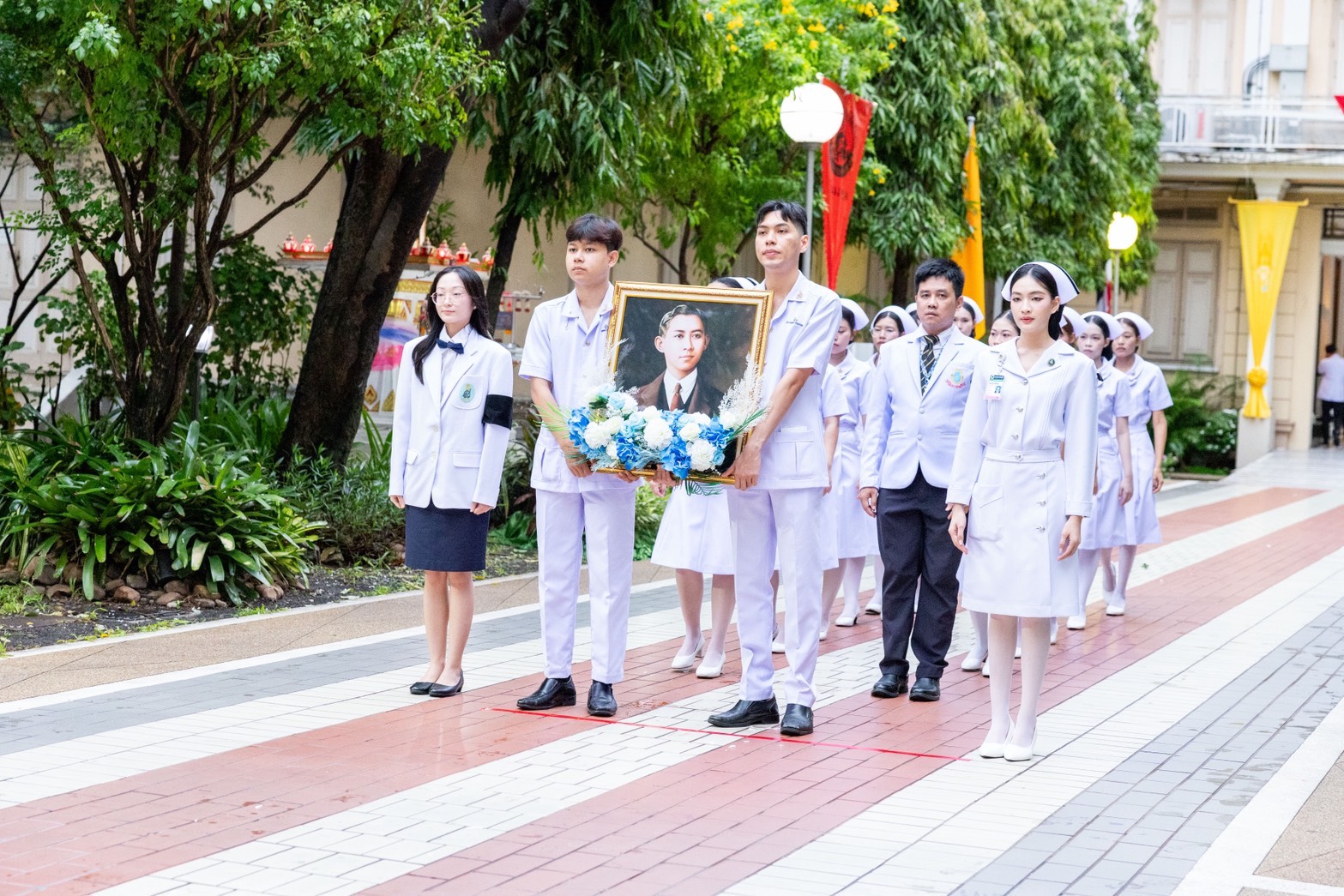 รูปประกอบ