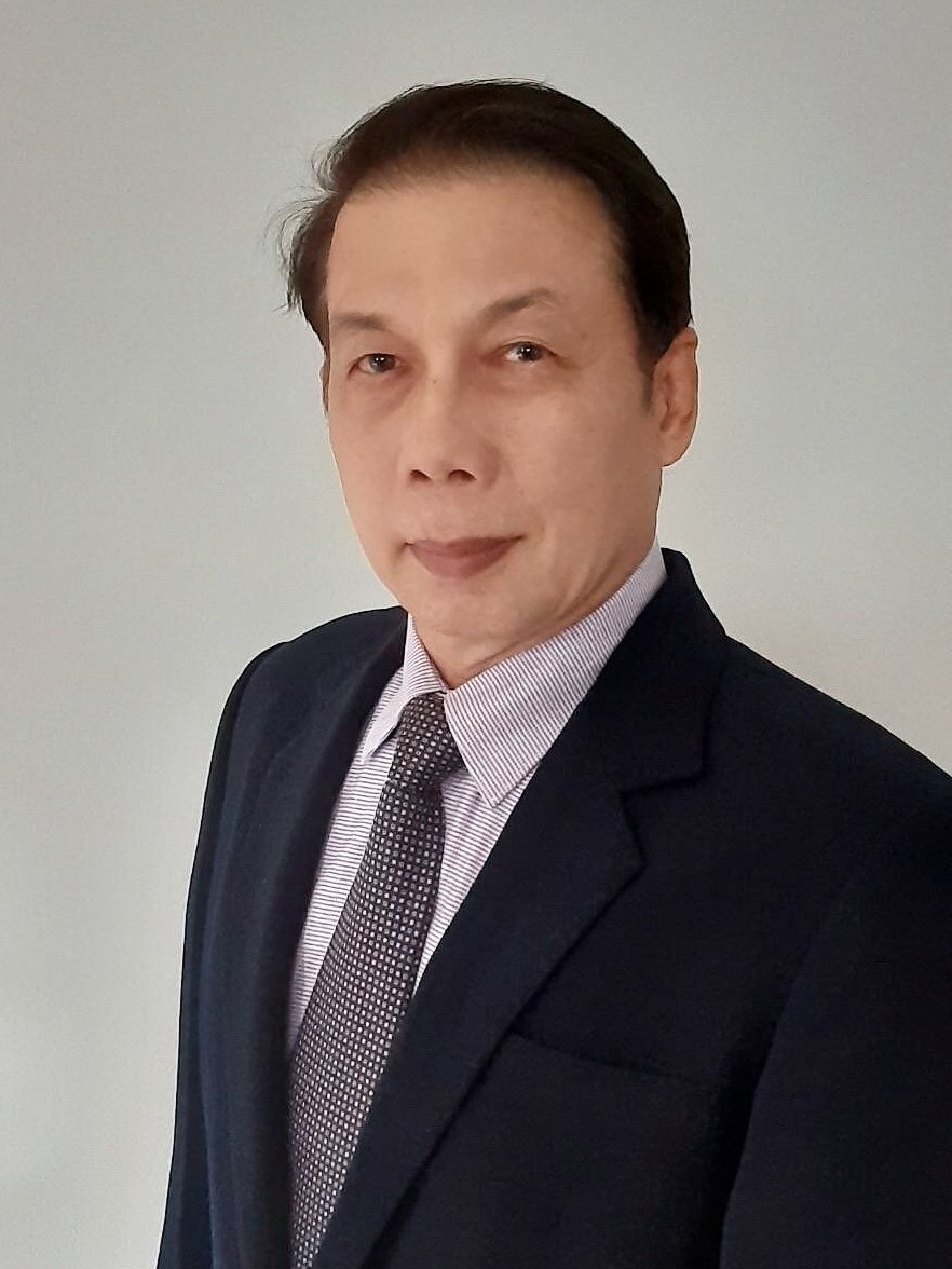 ไพรัตน์ ผ่องแผ้ว